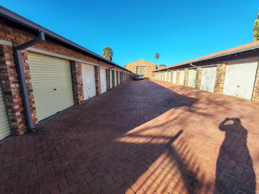 2 Bedroom Property for Sale in Fichardt Park Free State